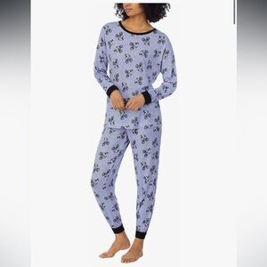 Disney soft  Women's Pajama Set